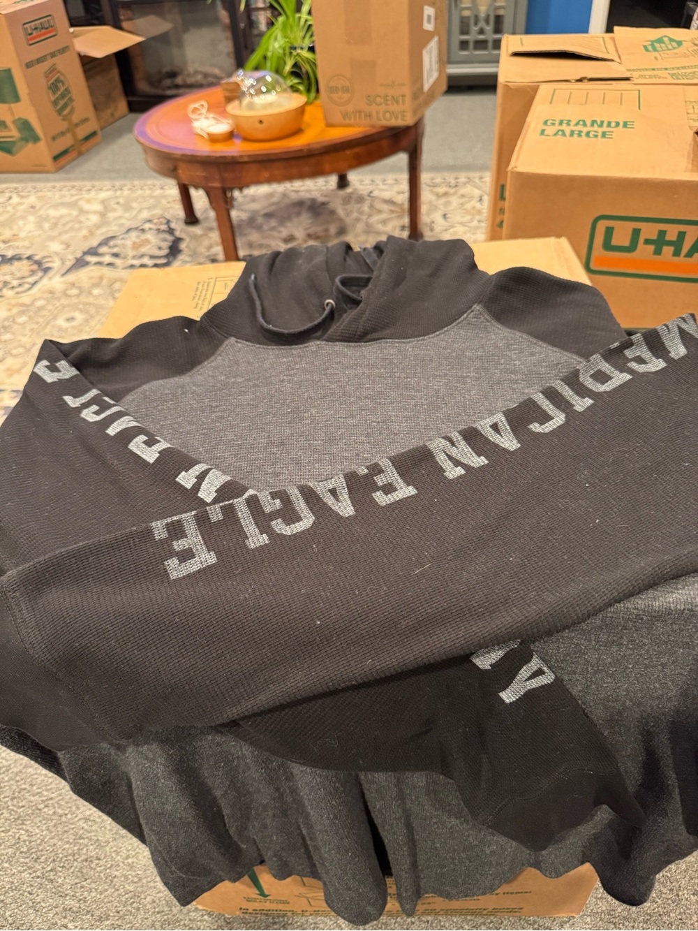 American Eagle Outfitters Black & Charcoal Raglan Sweatshirt